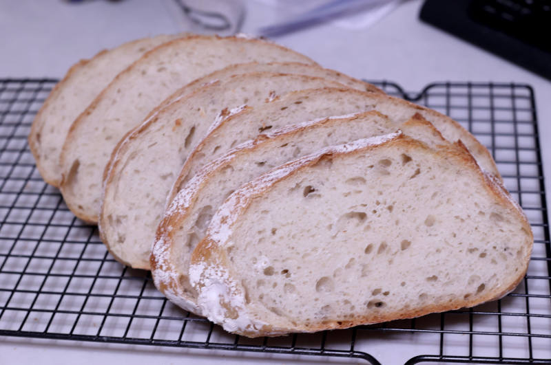 Image of sliced bread